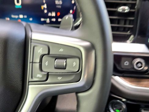 Certified 2026 Chevrolet Silverado 1500 RST AWD/4WD image 27