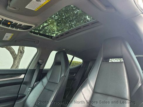 Used 2010 Porsche Panamera image 47
