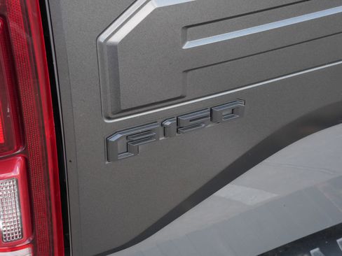 Used 2018 Ford F150 Raptor w/ Equipment Group 802A Luxury image 21