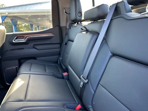 Used 2022 GMC Sierra 1500 Denali image 32