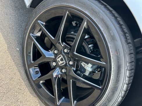 Used 2023 Honda Civic Sport image 22