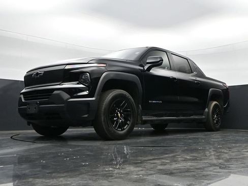 Used 2024 Chevrolet Silverado EV W/T AWD/4WD image 36