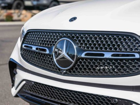 New 2026 Mercedes-Benz GLC 300 4MATIC image 8