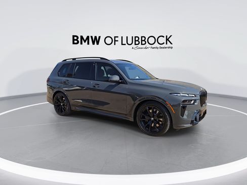 New 2027 BMW X7 xDrive40i w/ Executive Package AWD/4WD image 2