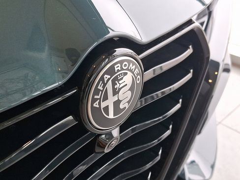 New 2026 Alfa Romeo Tonale w/ Active Assist Package image 12