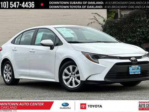 Used 2024 Toyota Corolla LE image 1