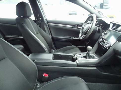 Used 2020 Honda Civic Sport image 6
