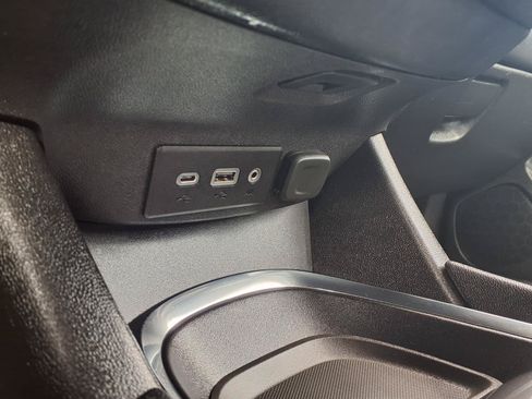 Used 2025 Chevrolet Malibu LT FWD image 10