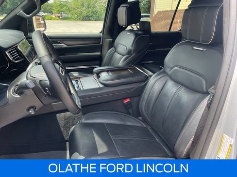 Used 2023 Jeep Grand Wagoneer Series II w/ Convenience Group III AWD/4WD image 13