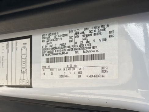 Used 2023 Ford Transit 350 XLT image 30