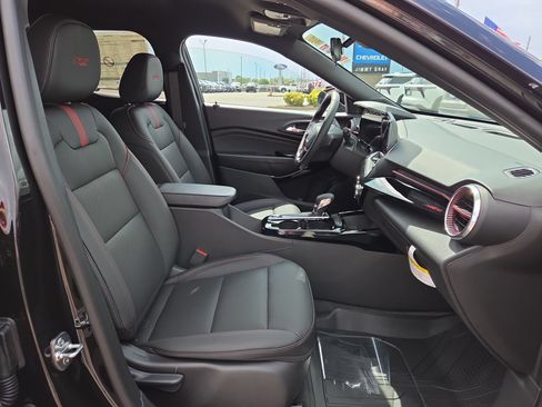 New 2026 Chevrolet Trax RS w/ Driver Confidence Package FWD image 15
