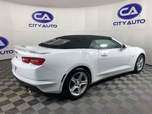 Used 2020 Chevrolet Camaro LT image 3