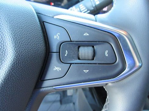 Certified 2024 Chevrolet Trax LT w/ Driver Confidence Package FWD image 26