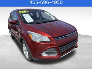 Used 2016 Ford Escape SE video 3