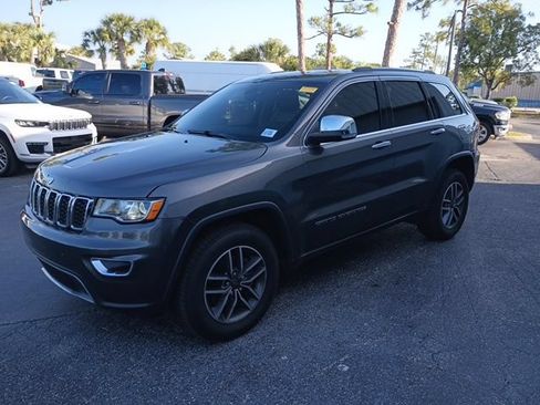 Certified 2020 Jeep Grand Cherokee Limited AWD/4WD image 5