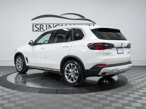 Used 2026 BMW X5 xDrive40i w/ Premium Package image 7