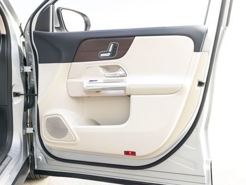 Used 2023 Mercedes-Benz GLA 250 GLA 250 image 25