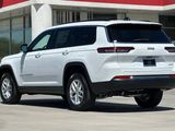 New 2025 Jeep Grand Cherokee L Laredo w/ Luxury Tech Group I image 4