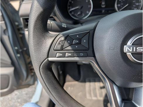 Used 2024 Nissan Sentra SV FWD image 16