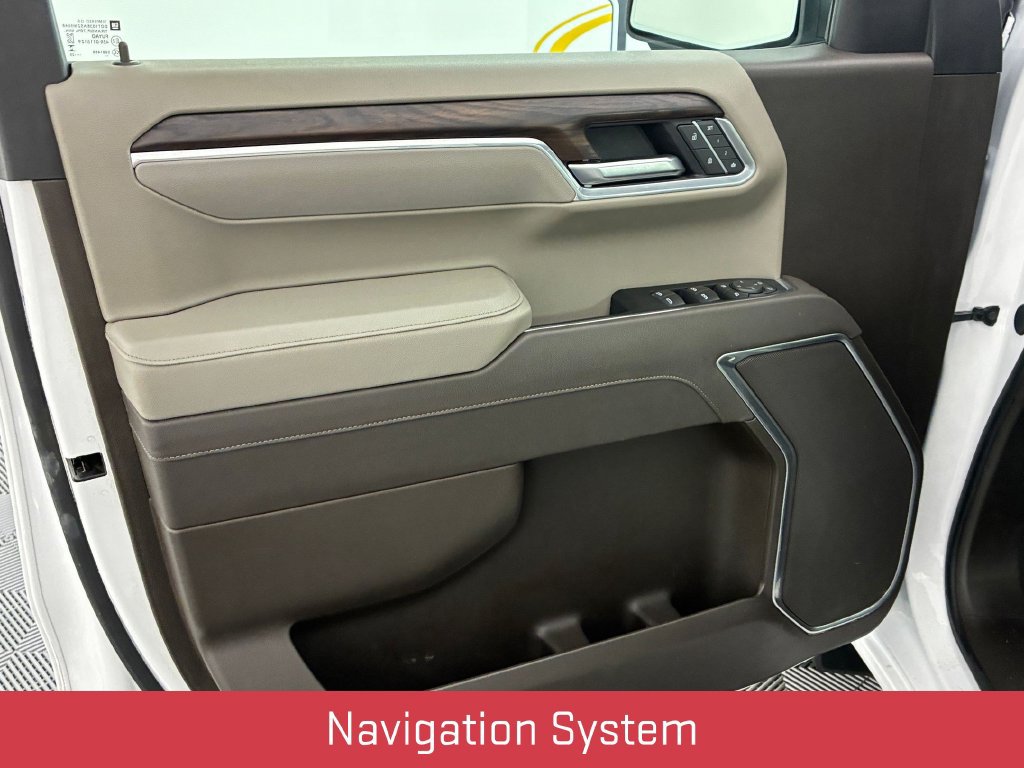 Used 2025 GMC Sierra 1500 SLT AWD/4WD image 9