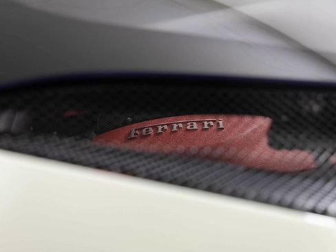 Used 2020 Ferrari F8 Tributo image 32