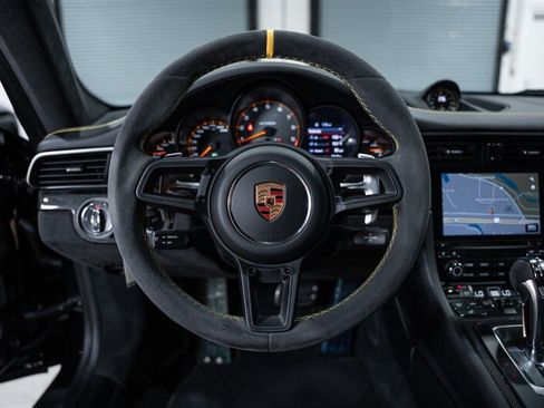 Used 2019 Porsche 911 GT3 RS RWD image 19
