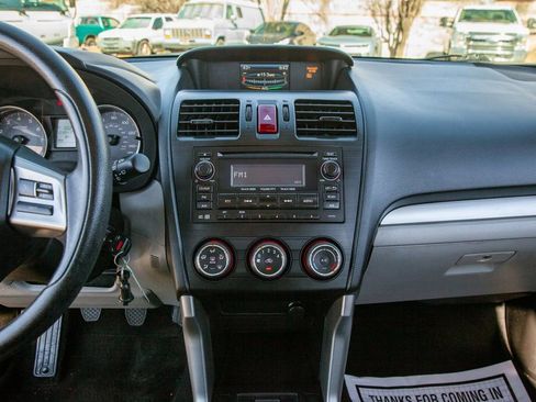 Used 2015 Subaru Forester 2.5i image 15