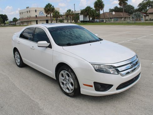 Used 2011 Ford Fusion SE w/ 202A Rapid Spec Order Code FWD image 30