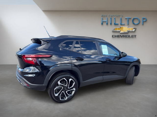 Used 2024 Chevrolet Trax RS FWD image 4