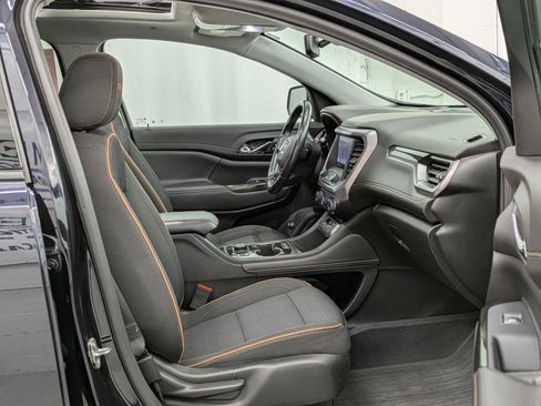 Used 2022 GMC Acadia AT4 w/ Trailering Package image 17