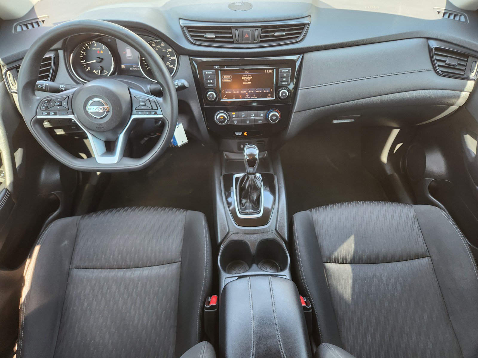 Used 2018 Nissan Rogue S FWD image 8