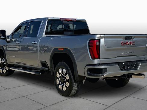 Used 2025 GMC Sierra 3500 Denali w/ Denali Reserve Package image 12