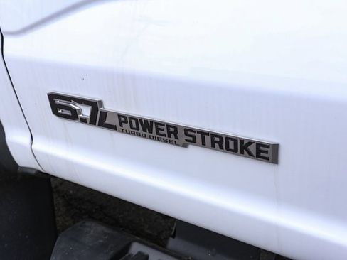 New 2025 Ford F450 XL w/ XL Chrome Package image 8