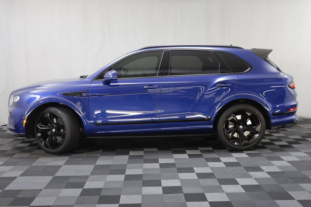 Used 2021 Bentley Bentayga AWD/4WD image 4