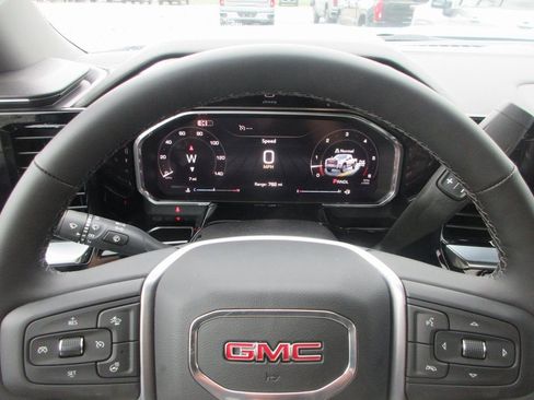 New 2026 GMC Sierra 2500 SLT image 18