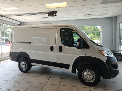 New 2025 RAM ProMaster 1500 w/ Convenience Group FWD image 7