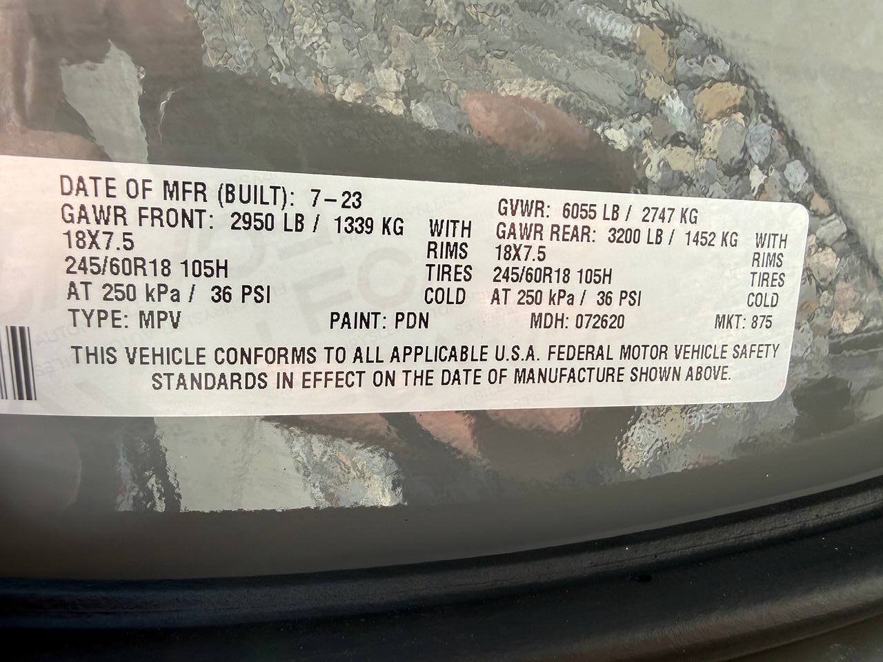 Used 2023 Chrysler Pacifica Limited FWD image 47