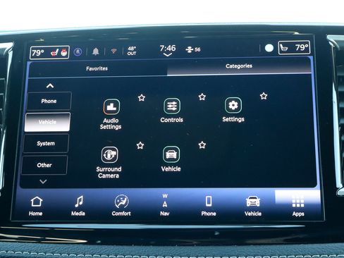 New 2025 Chrysler Pacifica Limited image 26