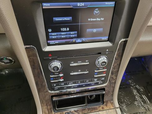 Used 2015 Lincoln Navigator L 4WD image 7