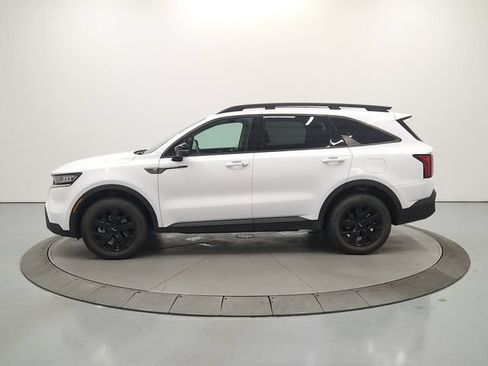 Used 2023 Kia Sorento S AWD/4WD image 5