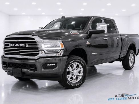 Used 2024 RAM 2500 Laramie AWD/4WD image 1