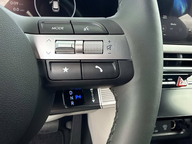 New 2026 Hyundai Tucson Limited FWD image 32