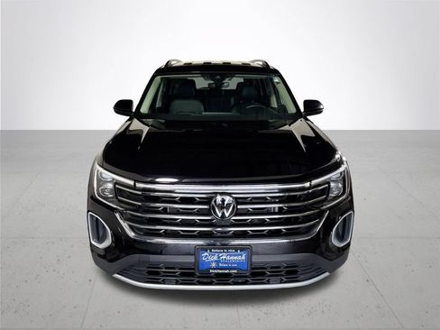 Certified 2025 Volkswagen Atlas SE AWD/4WD image 4
