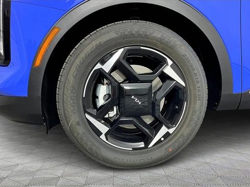 New 2026 Kia Sportage EX image 13