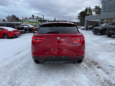 Used 2021 Alfa Romeo Stelvio Ti Sport image 7
