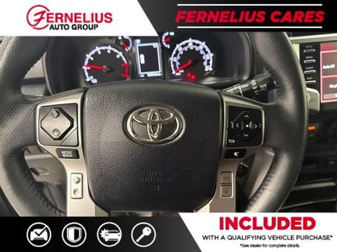 Used 2022 Toyota 4Runner SR5 Premium w/ Moonroof Package AWD/4WD image 42