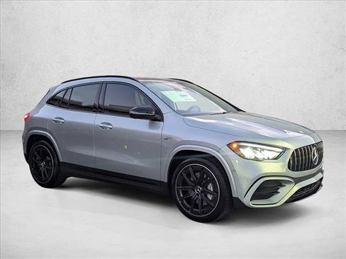 Used 2025 Mercedes-Benz GLA 35 AMG 4MATIC image 6