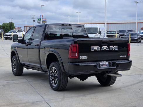New 2026 RAM 2500 Limited AWD/4WD image 4