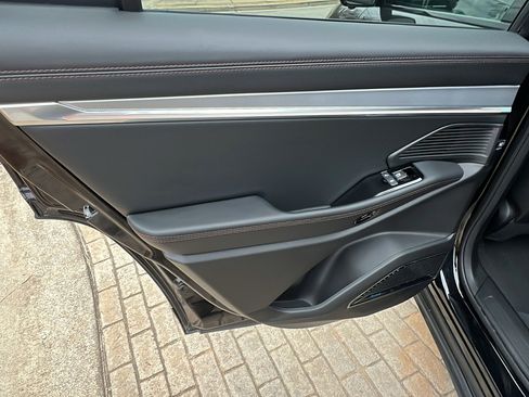 Used 2024 Jeep Wagoneer Launch Edition image 23