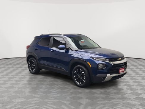 Used 2022 Chevrolet TrailBlazer LT w/ Convenience Package AWD/4WD image 30